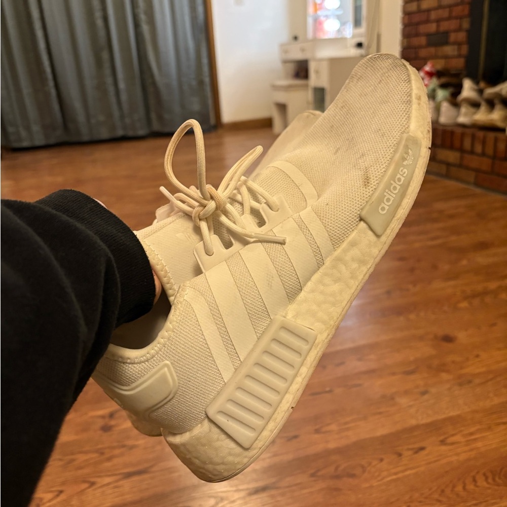 Adidas Men's Off-White Sneakers